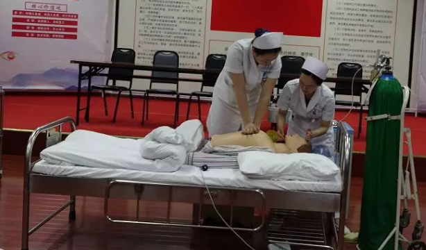厦门眼科中心护士朱静殊荣获厦门市护理学会“强质量·重内涵—急救技能”比赛项目二等奖3.png