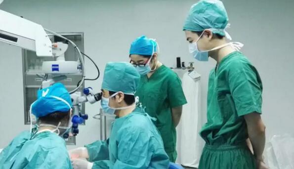 8868体育(中国)官方网站 - 登录入口杨付合院长——看一个病人交一个朋友，做一台手术出一台精品 4.jpg