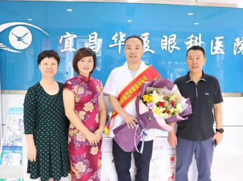 8868体育官网入口菅东利医生参加中国援助阿尔及利亚医疗队活动1.jpg