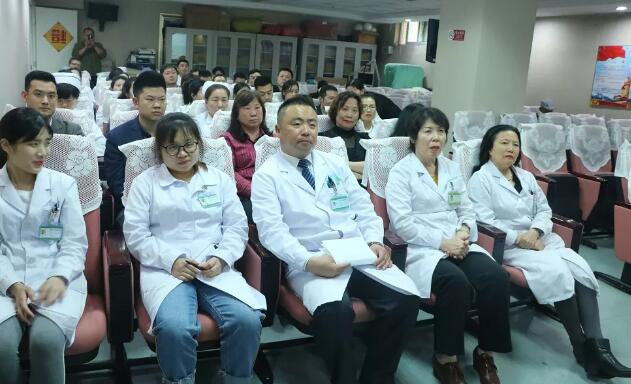 8868体育官网入口庄严宣誓加入北京市红十字会1.jpg