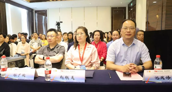 中国非公协会眼科专委会2019学术年会在沪举行 8868体育官网入口专家团队大放异彩16.png