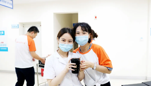 公益助力高考 爱心情暖8868体育官网入口 ——重庆8868体育(中国)官方网站 - 登录入口工会助力高考暨关爱员工活动进行中3.png